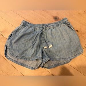 Vineyard Vines High Waist Chambray Shorts